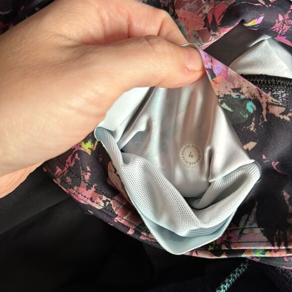 Lululemon Base Pace Hi Rise Crop 23" Leggings Stencil Blossom Multi Floral 4 - Picture 6 of 6